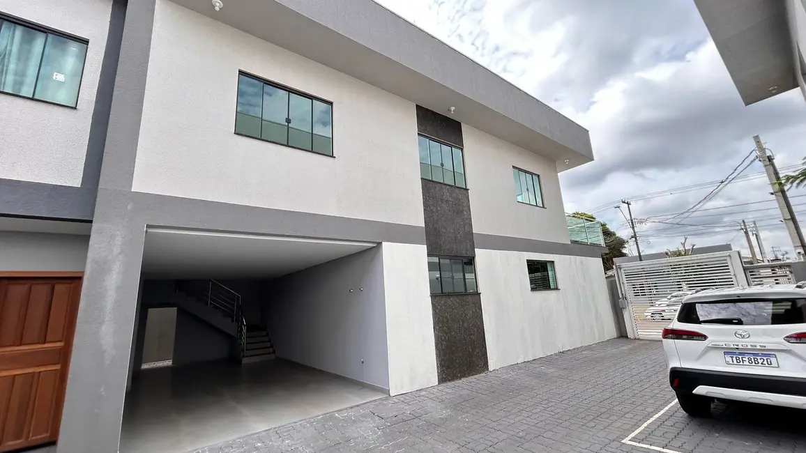 Foto 3 de Sobrado com 3 quartos à venda, 134m2 em Santa Felicidade, Cascavel - PR