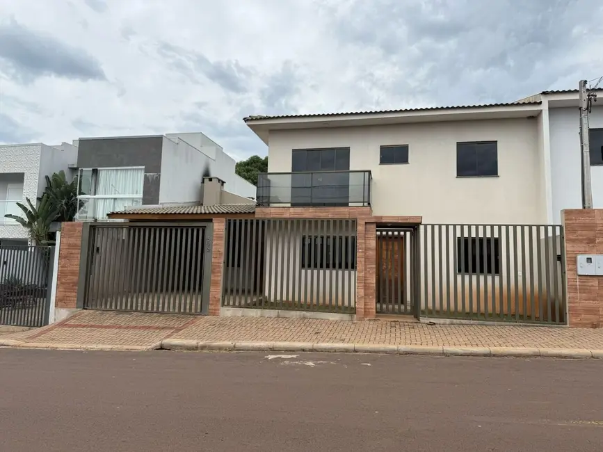 Foto 1 de Sobrado com 3 quartos à venda, 126m2 em Pioneiros Catarinenses, Cascavel - PR