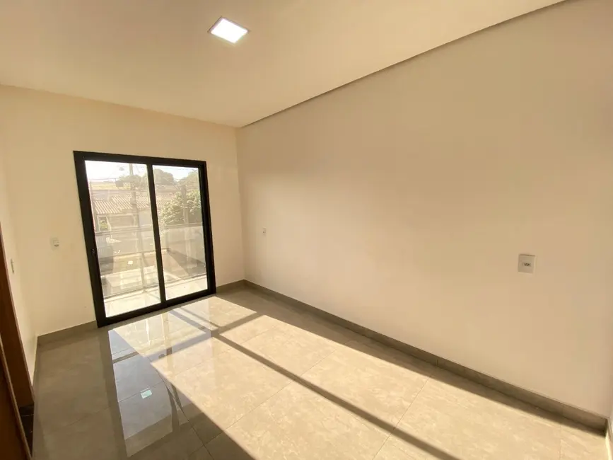 Foto 6 de Sobrado com 3 quartos à venda, 180m2 em Cascavel Velho, Cascavel - PR