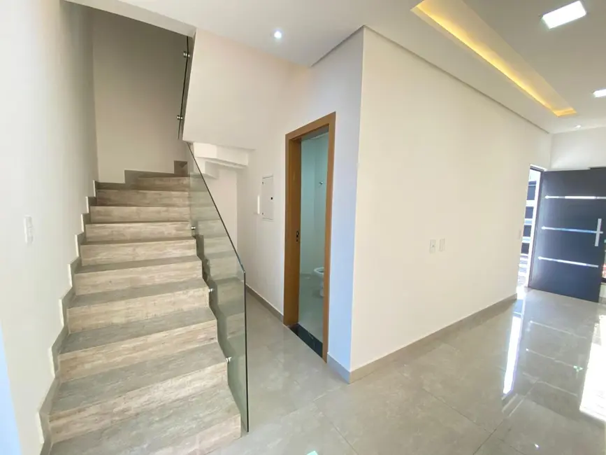 Foto 5 de Sobrado com 3 quartos à venda, 180m2 em Cascavel Velho, Cascavel - PR