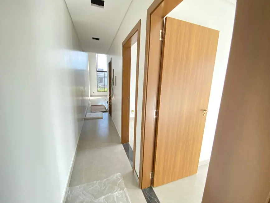 Foto 9 de Casa com 3 quartos à venda, 160m2 em Interlagos, Cascavel - PR