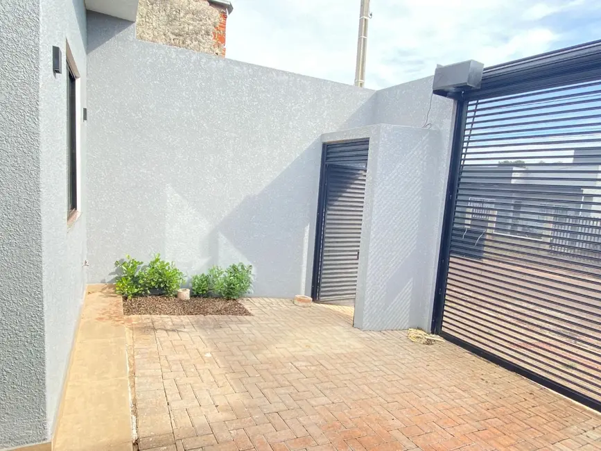 Foto 2 de Casa com 3 quartos à venda, 180m2 em Floresta, Cascavel - PR