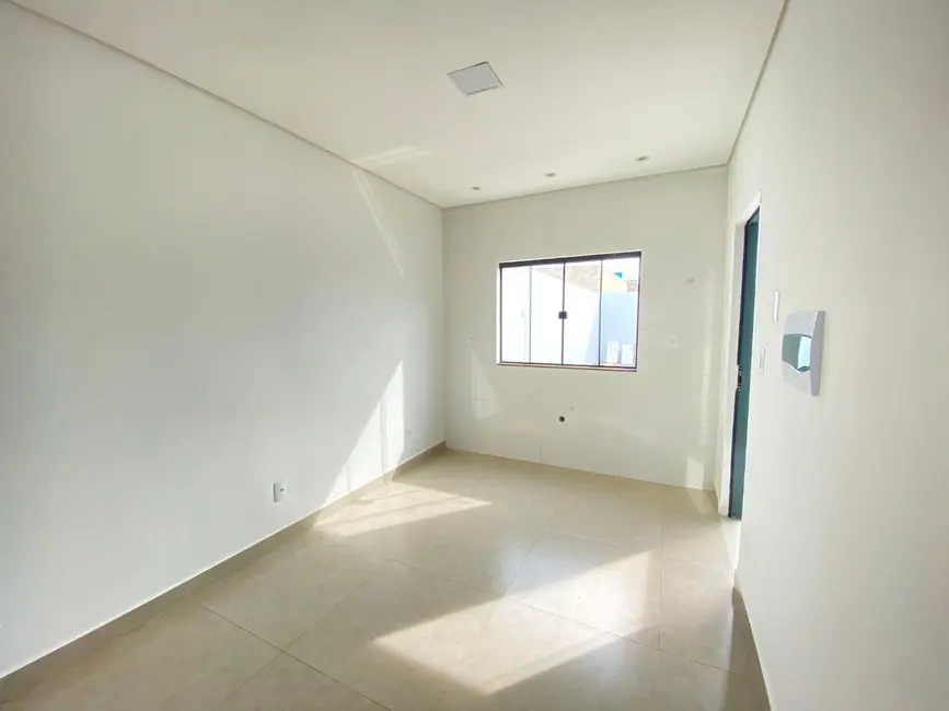 Foto 5 de Sobrado com 3 quartos à venda, 125m2 em Floresta, Cascavel - PR