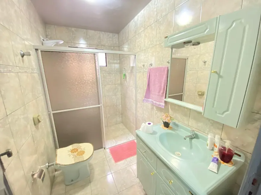 Foto 6 de Casa com 3 quartos à venda, 390m2 em Universitário, Cascavel - PR