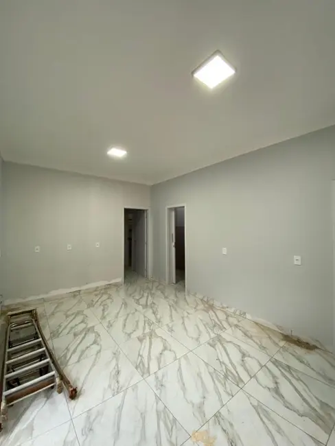 Foto 2 de Casa com 2 quartos à venda, 120m2 em Alto Alegre, Cascavel - PR