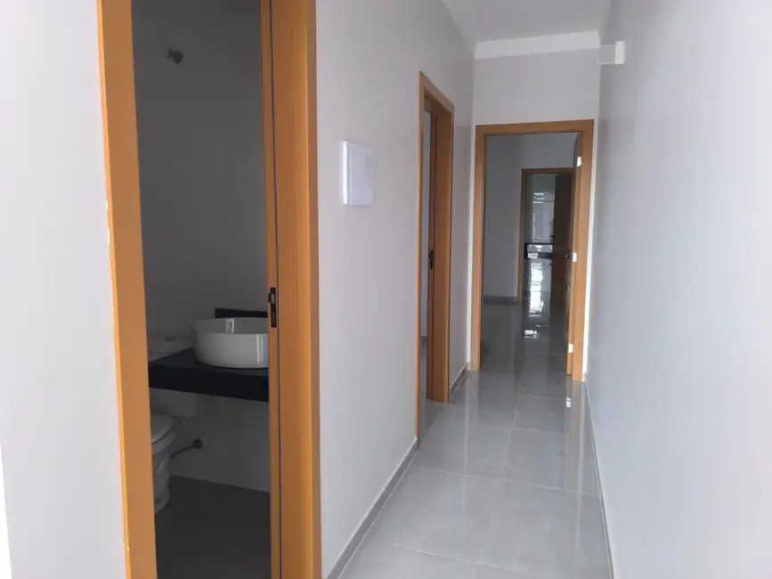 Casa com 2 quartos à venda, 117m2 em Parque Verde, Cascavel - PR - imagem 8 Foto 8 de Casa com 2 quartos à venda, 117m2 em Parque Verde, Cascavel - PR