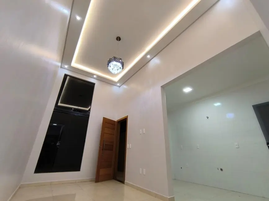 Foto 4 de Casa com 2 quartos à venda, 106m2 em Canadá, Cascavel - PR