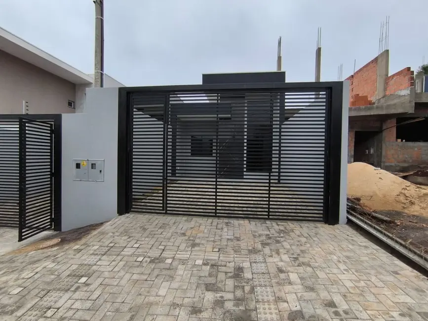 Foto 3 de Casa com 2 quartos à venda, 106m2 em Canadá, Cascavel - PR