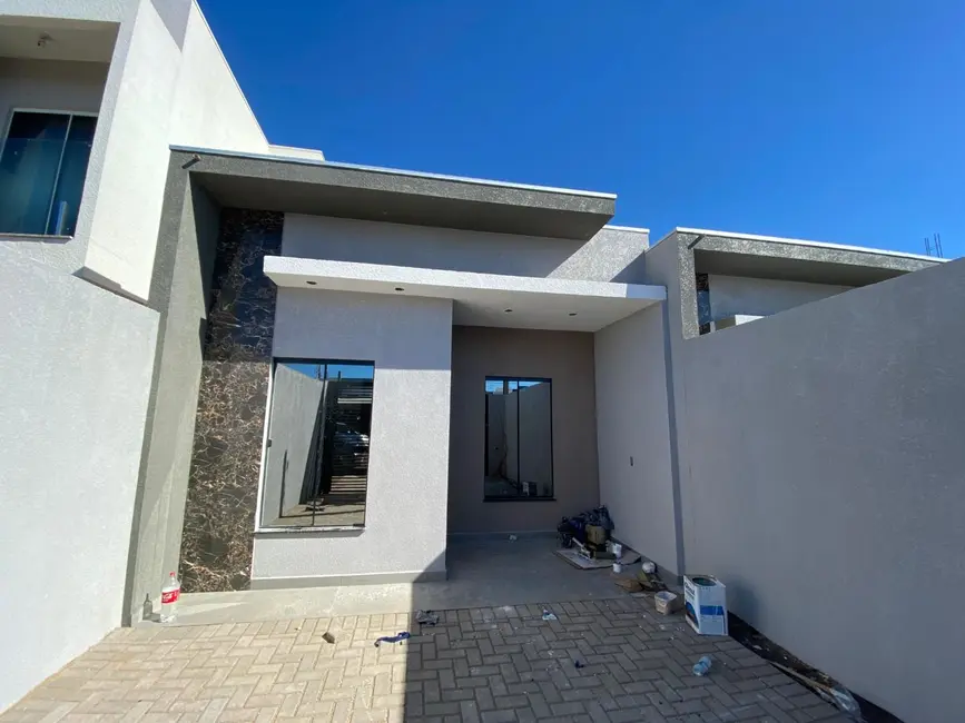 Foto 1 de Casa com 3 quartos à venda, 125m2 em Floresta, Cascavel - PR