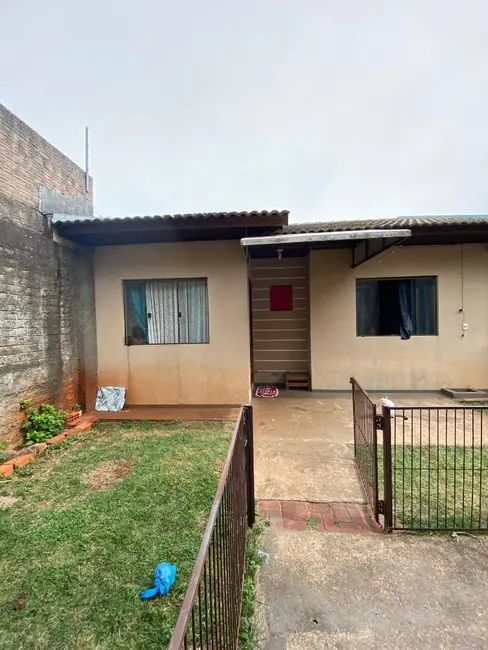 Foto 3 de Casa com 2 quartos à venda, 70m2 em Cascavel - PR