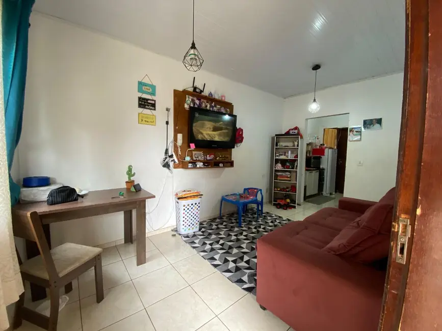 Foto 7 de Casa com 2 quartos à venda, 70m2 em Cascavel - PR