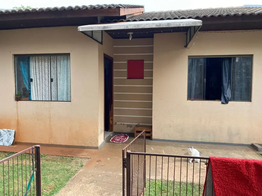 Foto 2 de Casa com 2 quartos à venda, 70m2 em Cascavel - PR