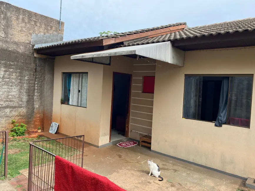 Foto 1 de Casa com 2 quartos à venda, 70m2 em Cascavel - PR