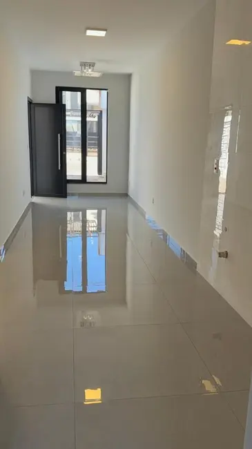 Foto 3 de Casa com 2 quartos à venda, 100m2 em Canadá, Cascavel - PR