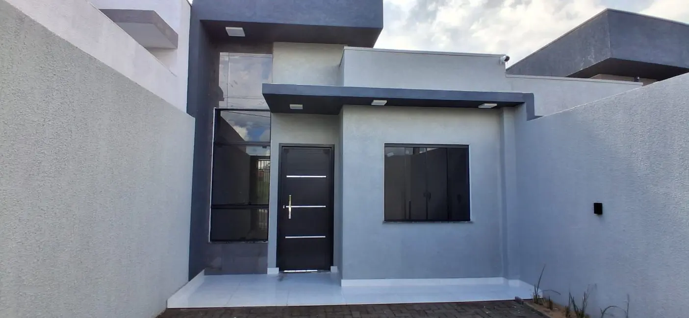 Foto 1 de Casa com 2 quartos à venda, 100m2 em Esmeralda, Cascavel - PR