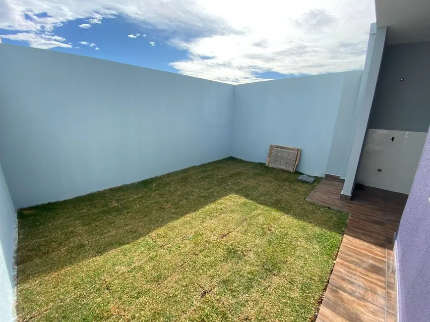 Foto 4 de Casa com 2 quartos à venda, 114m2 em Cascavel - PR