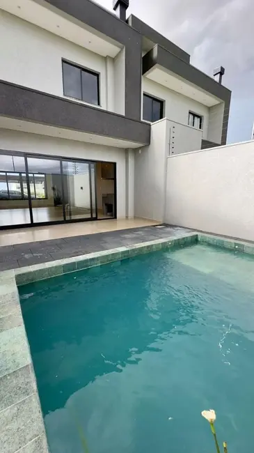 Foto 6 de Sobrado com 3 quartos à venda, 153m2 em Cascavel - PR