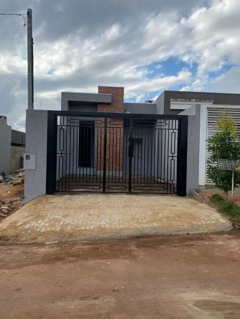 Foto 2 de Casa com 2 quartos à venda, 100m2 em Morumbi, Cascavel - PR