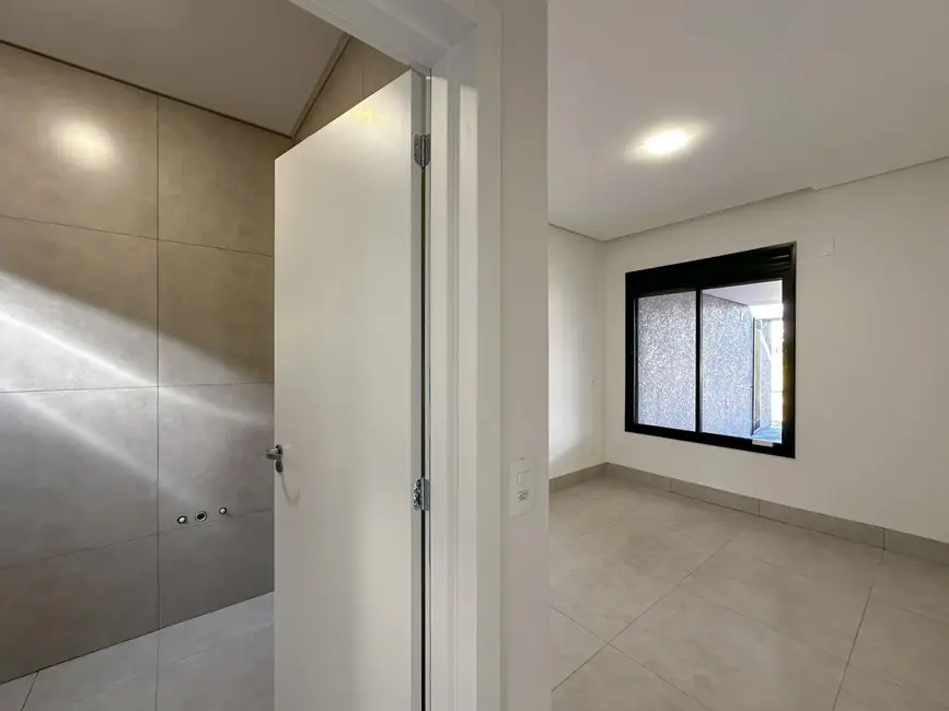 Foto 9 de Casa com 3 quartos à venda, 150m2 em Cascavel - PR