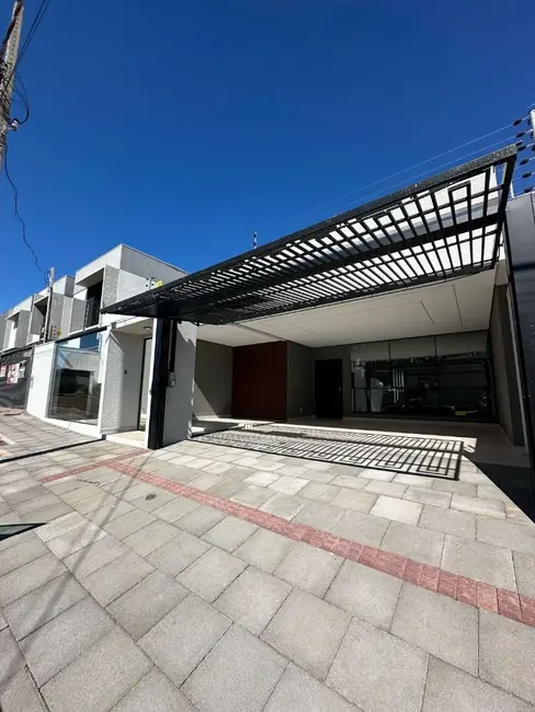 Foto 1 de Casa com 3 quartos à venda, 301m2 em Cascavel - PR