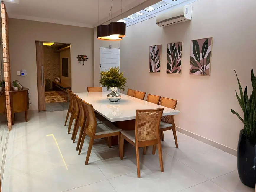 Foto 6 de Sobrado com 4 quartos à venda, 560m2 em Cascavel - PR