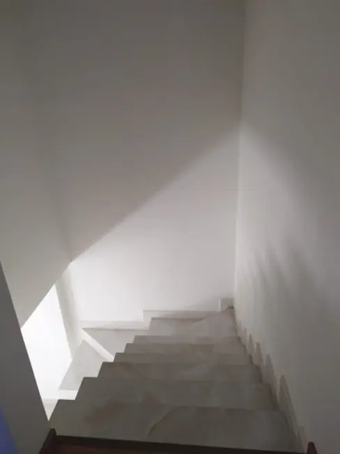 Foto 6 de Sobrado com 3 quartos à venda, 200m2 em Brazmadeira, Cascavel - PR