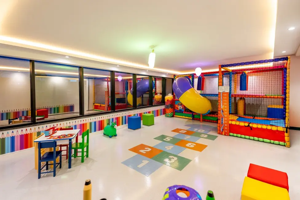 Foto 6 de Apartamento com 1 quarto à venda, 62m2 em Canadá, Cascavel - PR