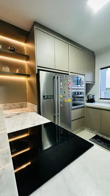 Foto 5 de Sobrado com 3 quartos à venda, 123m2 em Morumbi, Cascavel - PR