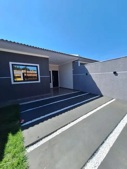 Foto 1 de Casa com 3 quartos à venda, 150m2 em Floresta, Cascavel - PR