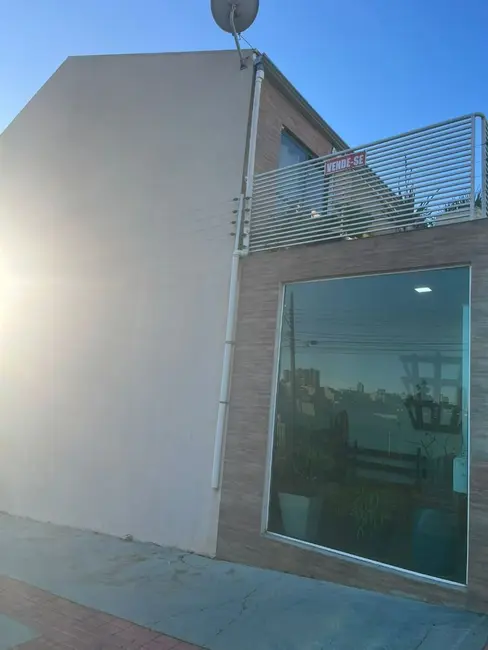 Foto 5 de Sobrado com 4 quartos à venda, 205m2 em Cascavel - PR