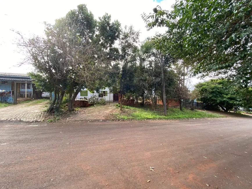 Foto 3 de Terreno / Lote à venda, 10000m2 em Universitário, Cascavel - PR