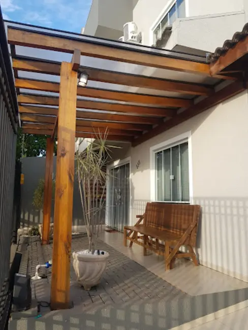 Foto 7 de Sobrado com 3 quartos à venda, 120m2 em Canadá, Cascavel - PR