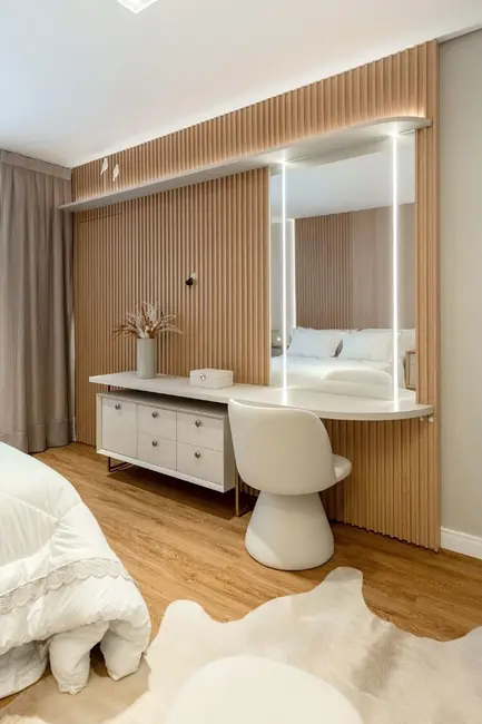 Apartamento com 3 quartos à venda, 204m2 em Centro, Cascavel - PR - imagem 5 Foto 5 de Apartamento com 3 quartos à venda, 204m2 em Centro, Cascavel - PR