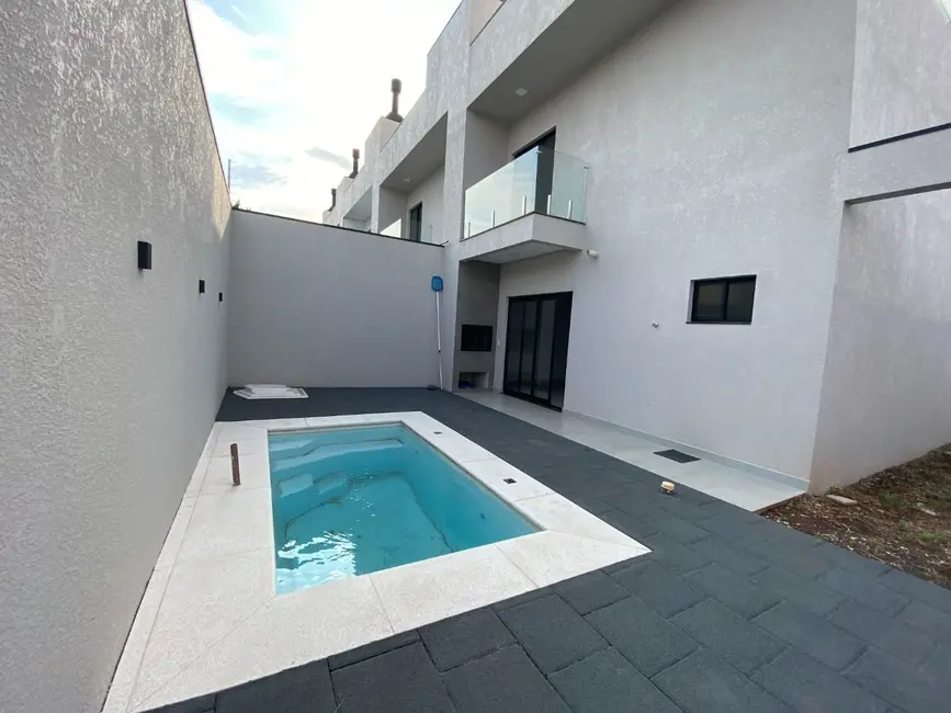 Foto 8 de Sobrado com 3 quartos à venda, 242m2 em Universitário, Cascavel - PR