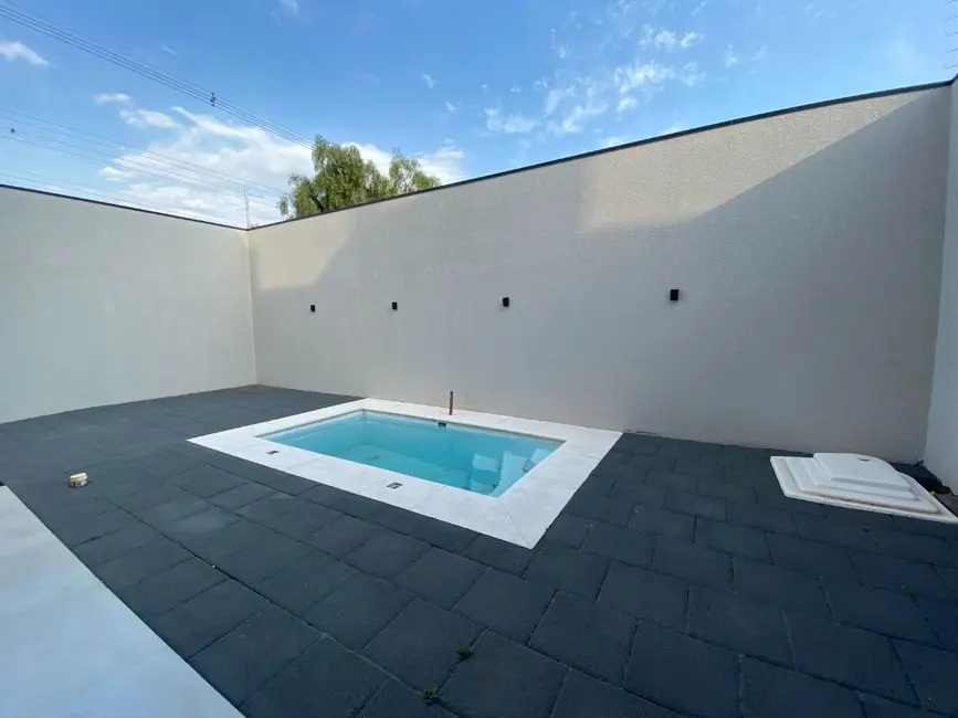 Foto 7 de Sobrado com 3 quartos à venda, 242m2 em Universitário, Cascavel - PR