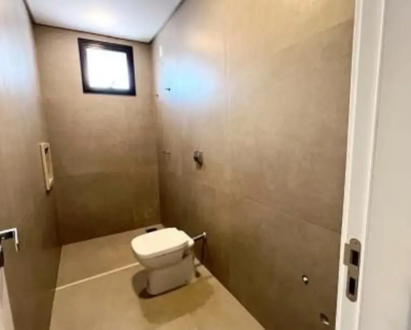 Foto 6 de Sobrado com 3 quartos à venda, 133m2 em Centro, Cascavel - PR