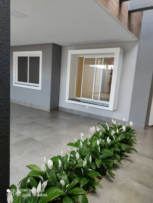 Foto 4 de Sobrado com 3 quartos à venda, 200m2 em Canadá, Cascavel - PR