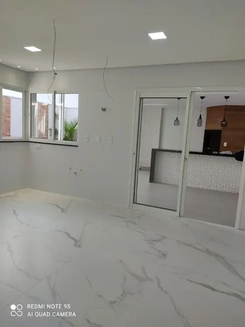 Foto 8 de Sobrado com 3 quartos à venda, 200m2 em Canadá, Cascavel - PR