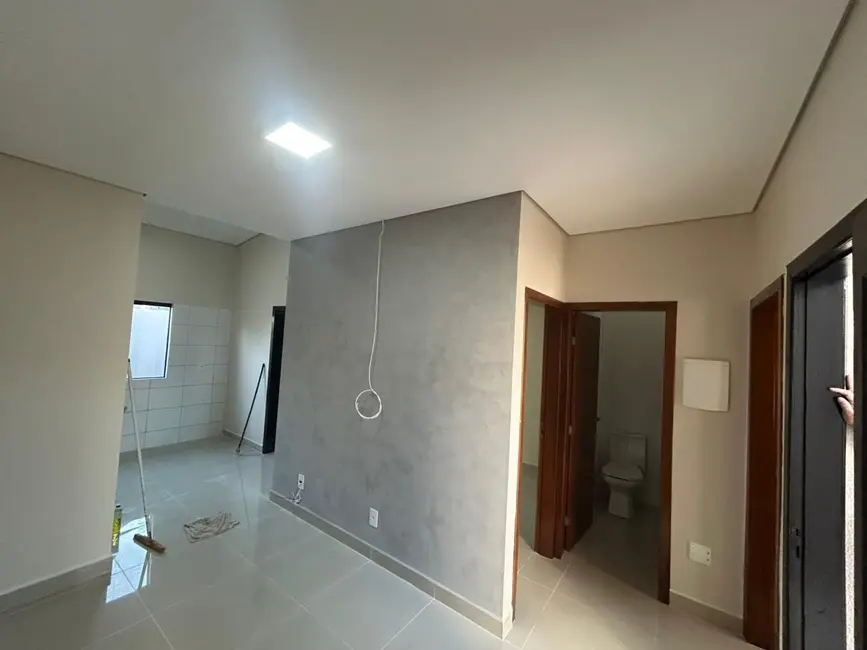 Foto 4 de Casa com 2 quartos à venda, 106m2 em Cascavel - PR