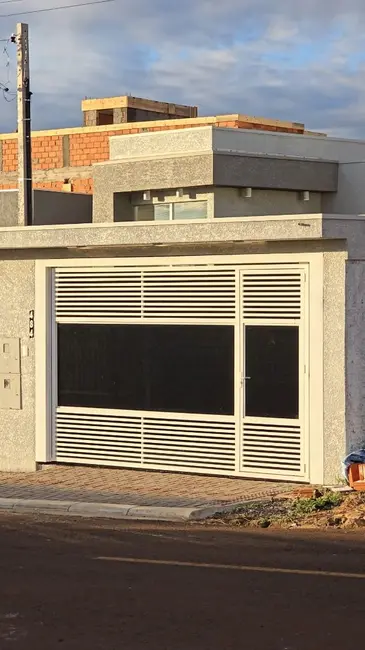 Foto 3 de Casa com 2 quartos à venda, 110m2 em Esmeralda, Cascavel - PR