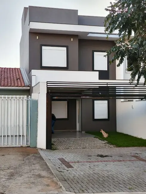 Foto 2 de Sobrado com 3 quartos à venda, 180m2 em Alto Alegre, Cascavel - PR