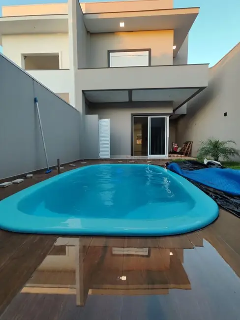 Foto 7 de Sobrado com 3 quartos à venda, 180m2 em Alto Alegre, Cascavel - PR