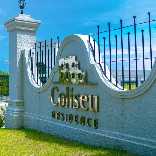 Foto 1 de Terreno / Lote à venda, 1920m2 em Centro, Cascavel - PR