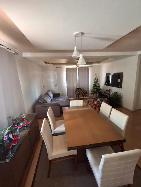 Foto 3 de Casa com 3 quartos à venda, 480m2 em Pioneiros Catarinenses, Cascavel - PR