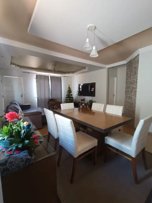 Foto 4 de Casa com 3 quartos à venda, 480m2 em Pioneiros Catarinenses, Cascavel - PR