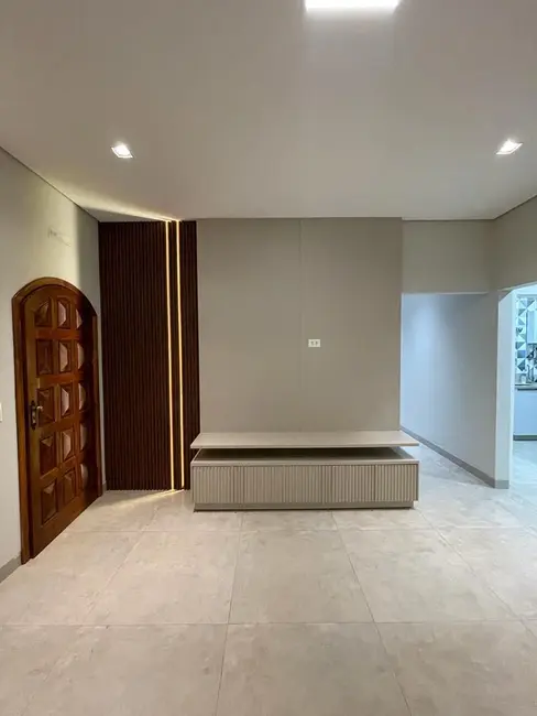Foto 5 de Casa com 3 quartos à venda, 429m2 em Cascavel - PR