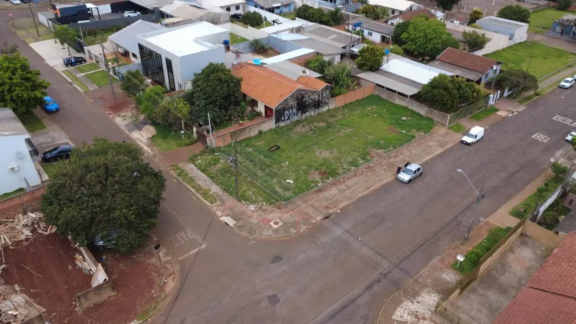Foto 1 de Terreno / Lote à venda, 525m2 em Cascavel - PR