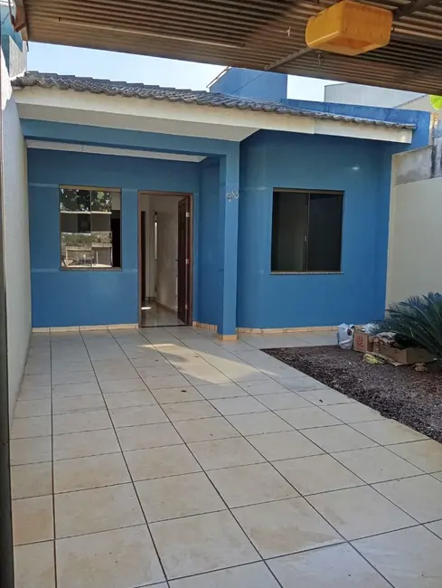 Foto 1 de Casa com 2 quartos à venda, 90m2 em Cascavel - PR