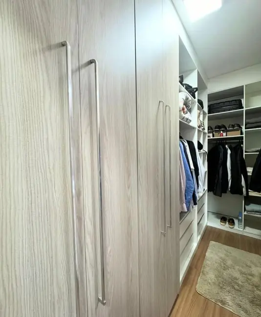 Foto 7 de Sobrado com 3 quartos à venda, 225m2 em Cascavel - PR