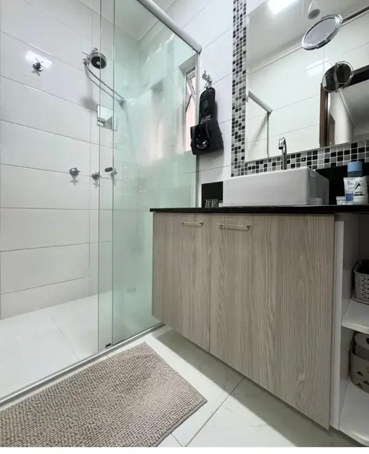 Foto 6 de Sobrado com 3 quartos à venda, 225m2 em Cascavel - PR